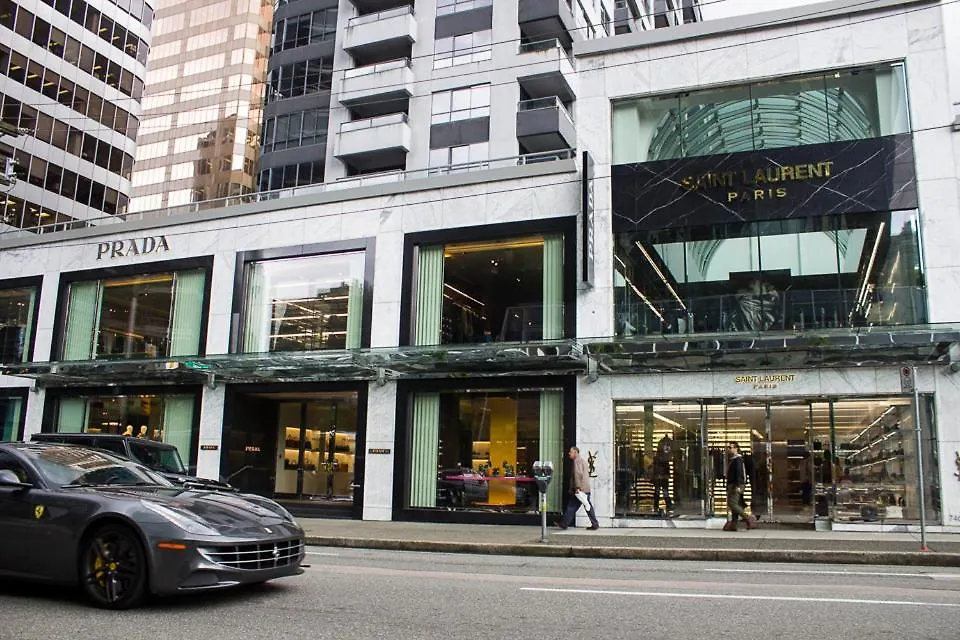 Chic 2-Bedroom In Central Downtown With Stunning Water Views Vancouver 0*,  Canada